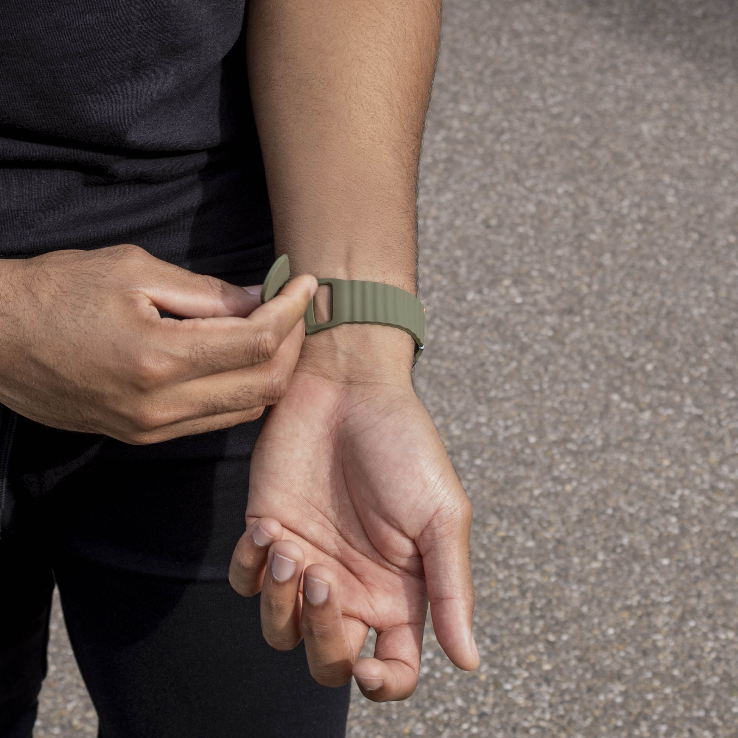 Samsung Galaxy Watch 8 - 44mm Wave Silikon Armband (Olivgrün)