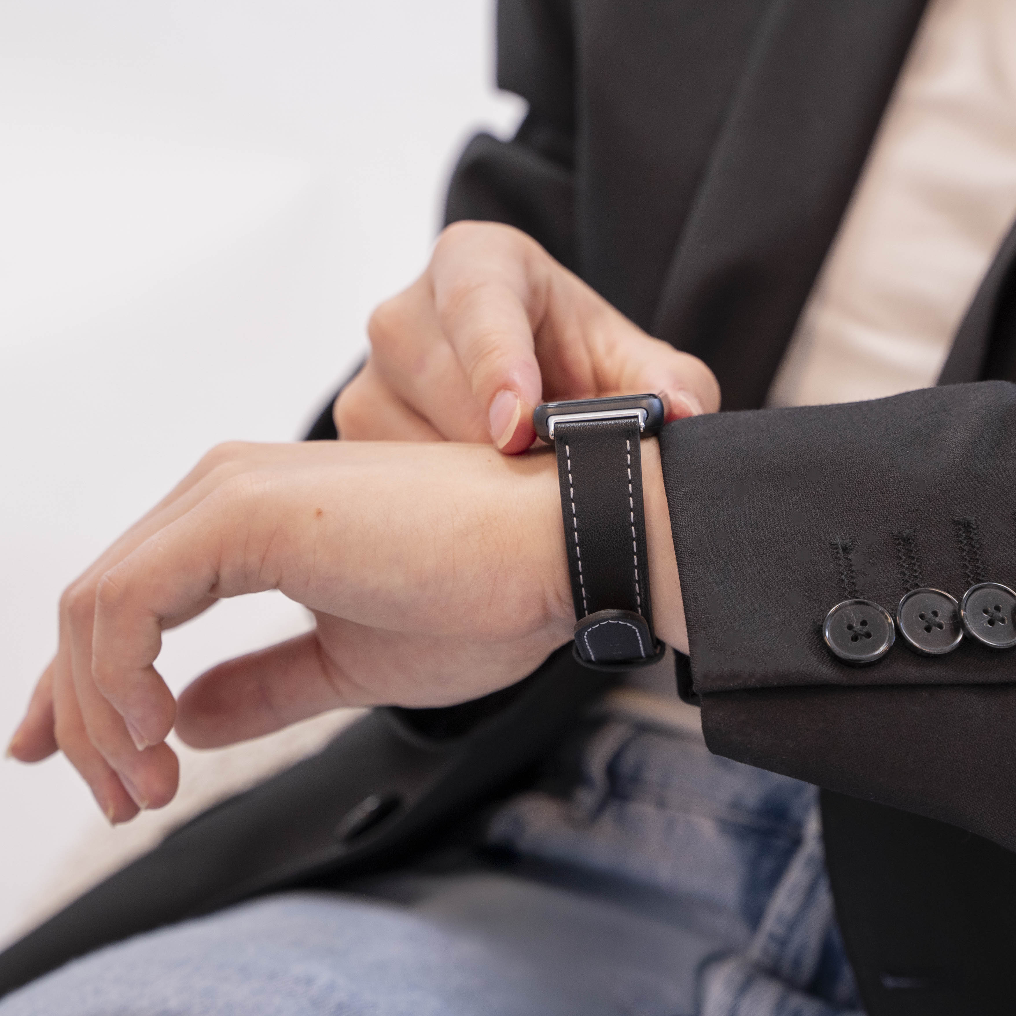 Samsung Galaxy Fit 3 Leather Strap (Black)