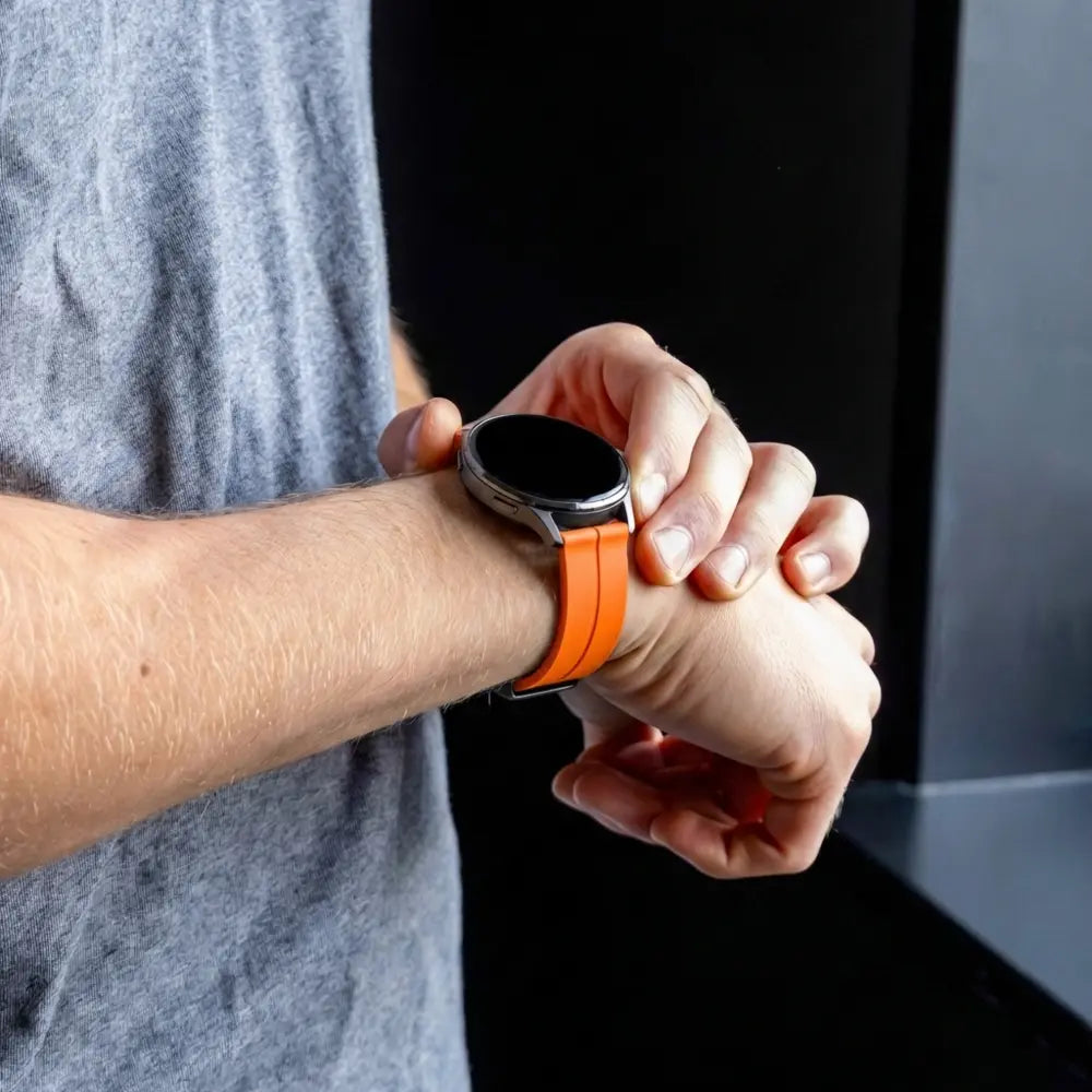 Bandz Garmin Vivoactive 6 Silicone Strap with D-Buckle (Orange)