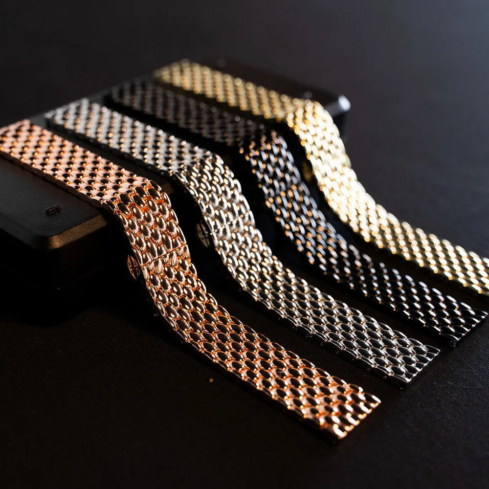 Steel Dragon Strap, gold, laid flat, joined, direct top view