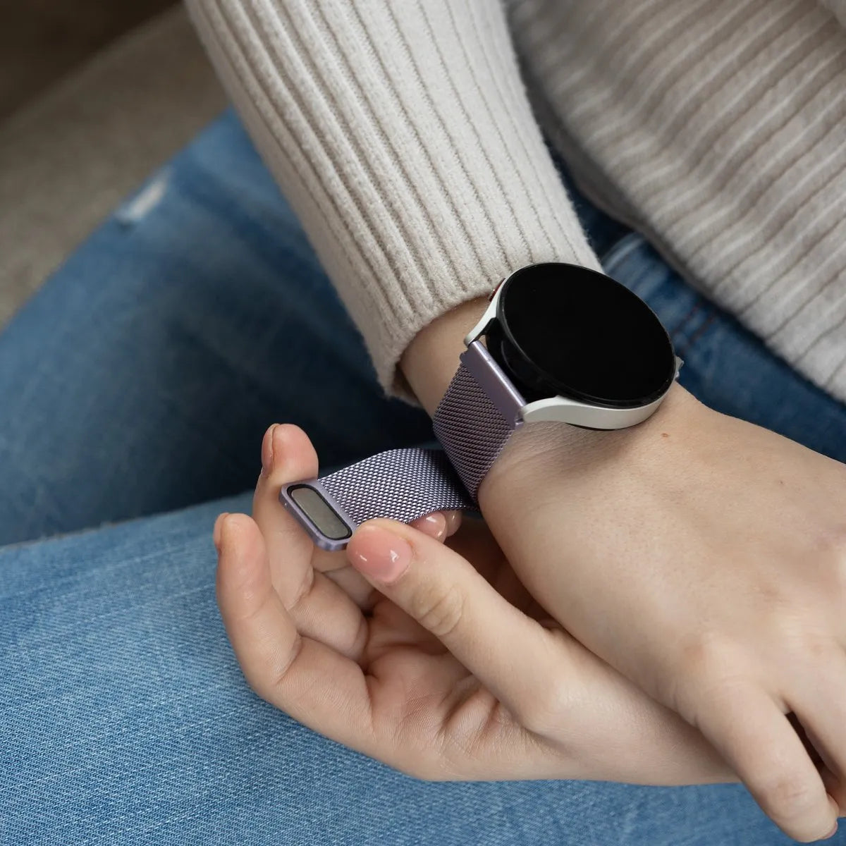 Milanese Strap, light purple, lifestyle photo