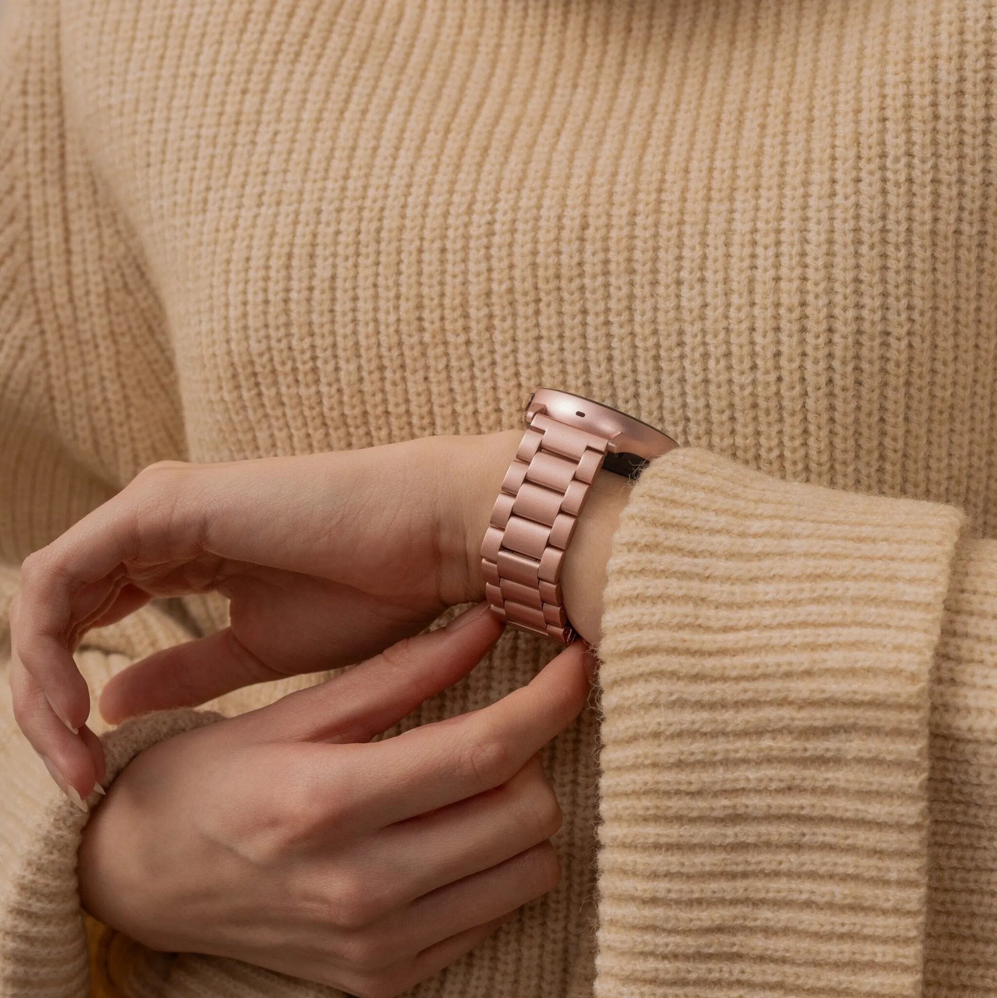 Steel Strap, pink, lifestyle photo