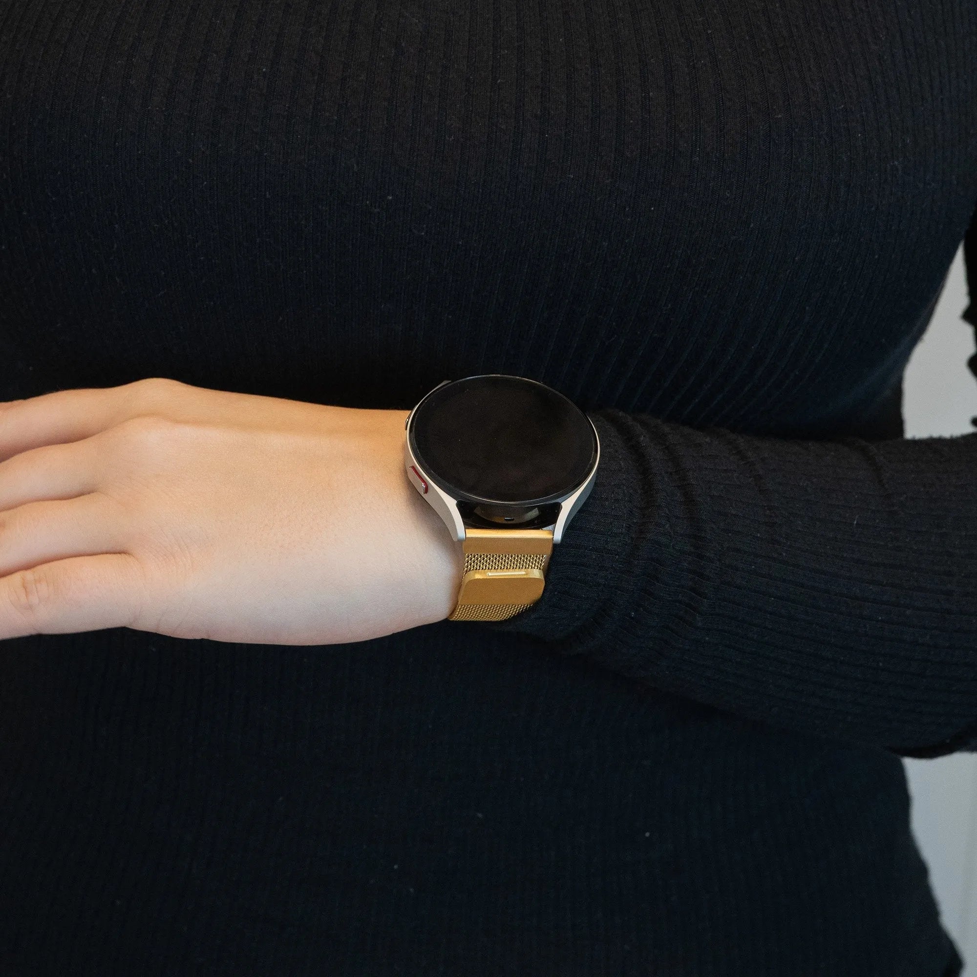 Bandz Polar Pacer Milanese Loop Strap (Gold)