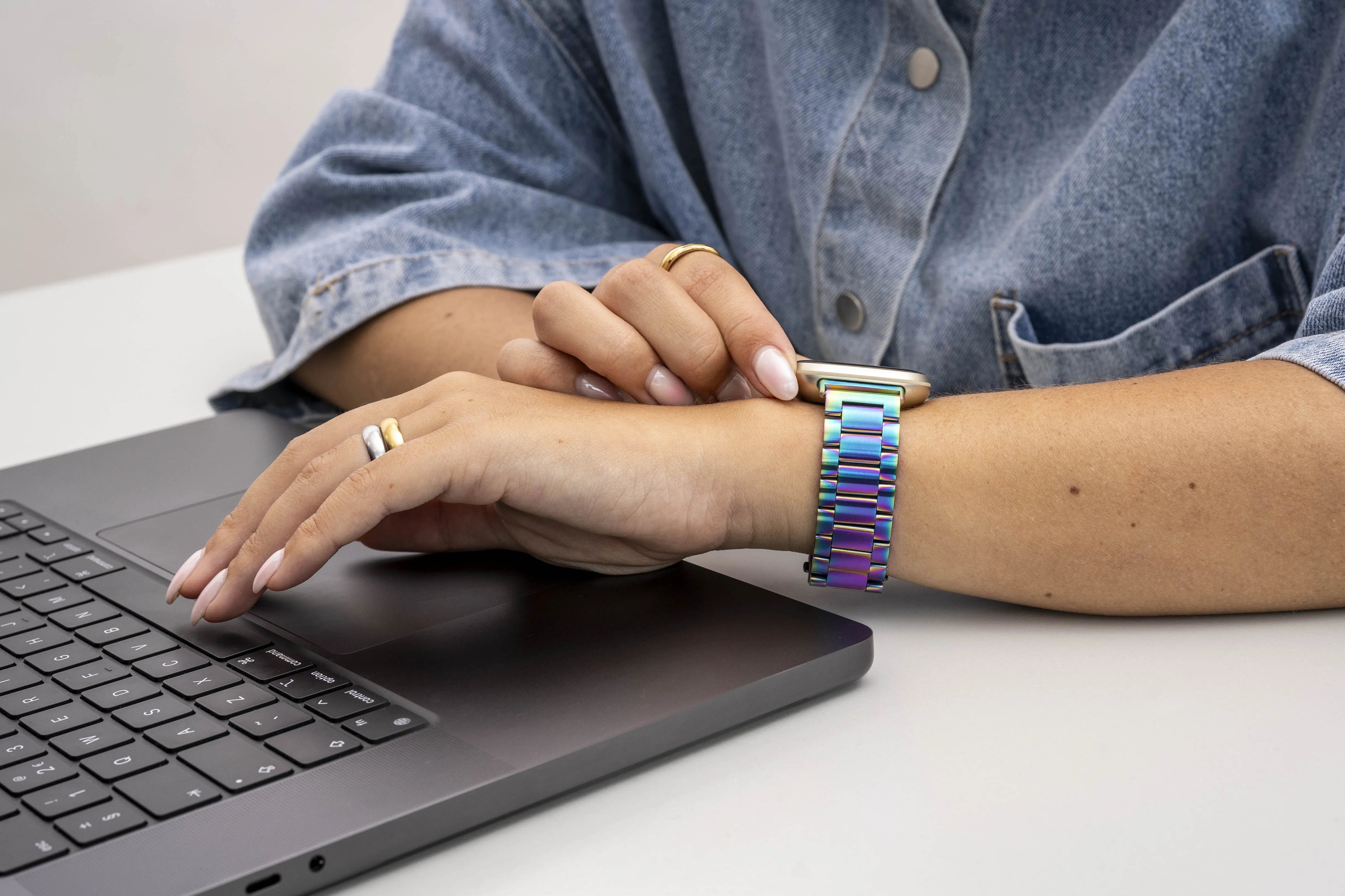 Amazfit GTS 4 Steel Strap (Rainbow)