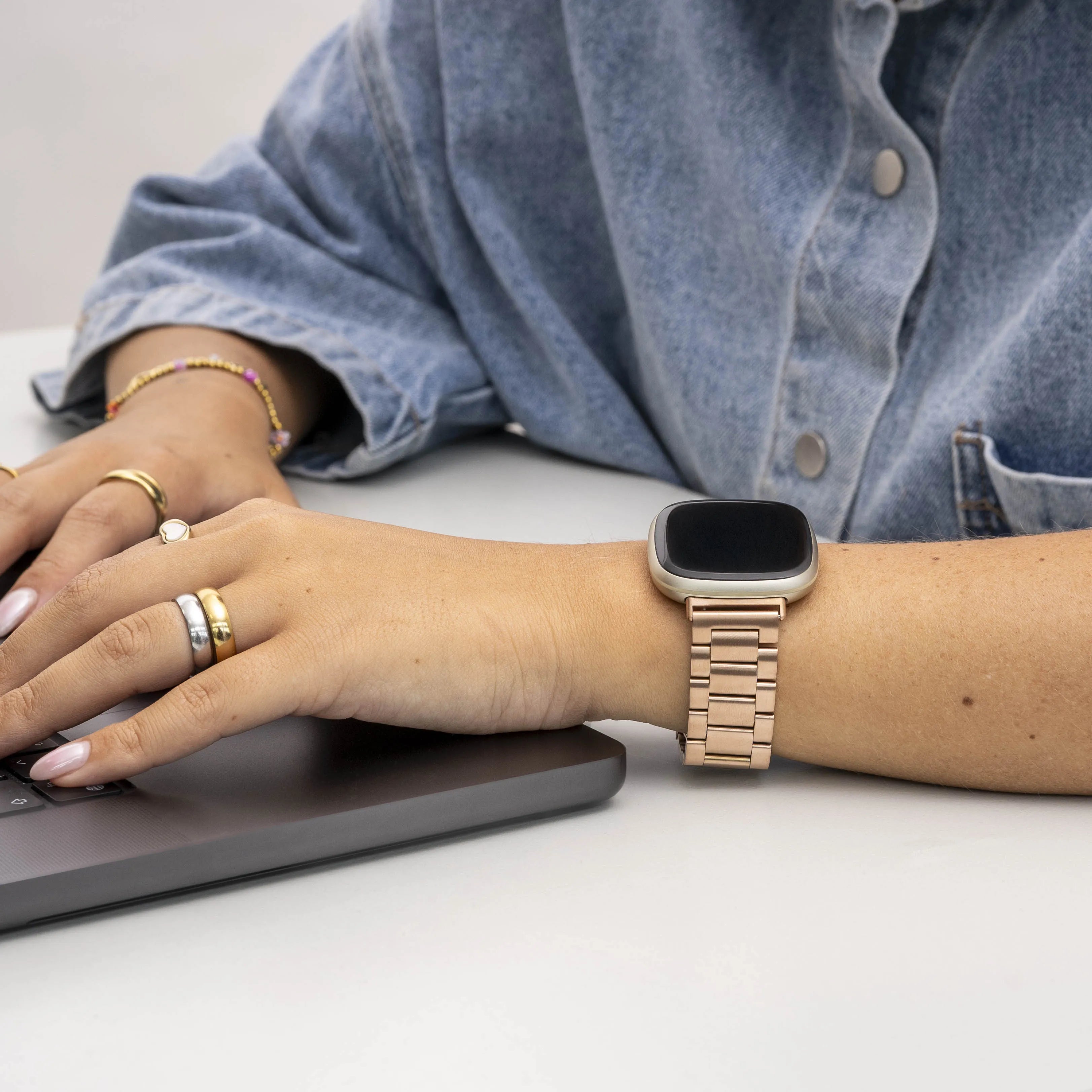 Fitbit Sense 2 Stahlarmband (Roségold)