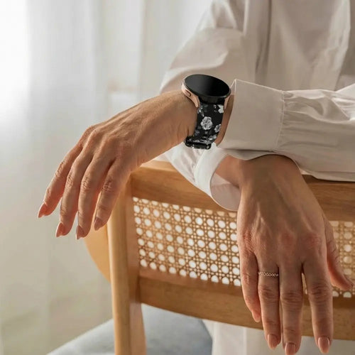 Grey Flower Samsung Galaxy Watch 7 - 40mm Strap