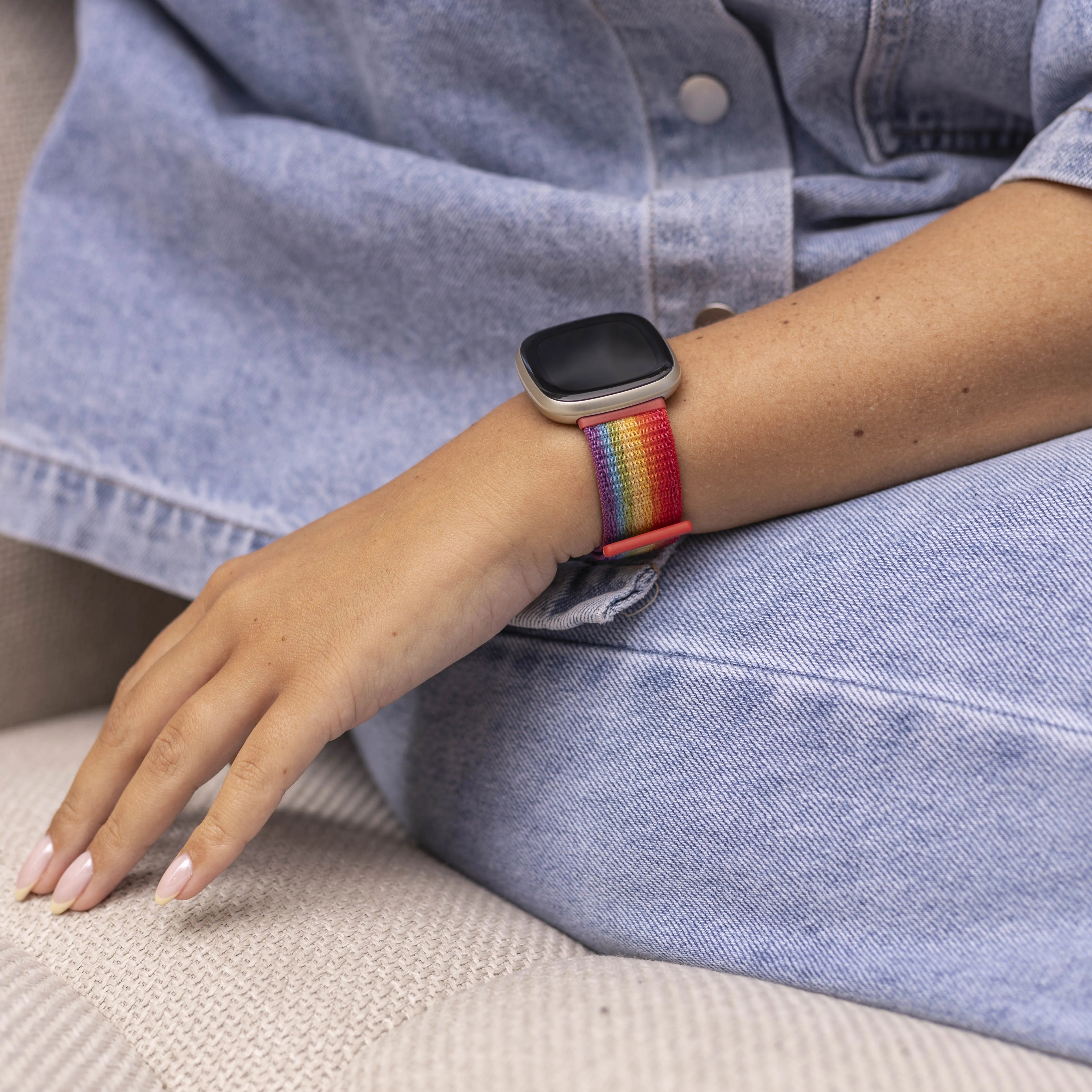 Fitbit Versa 3 Nylonarmband (Regenbogen)