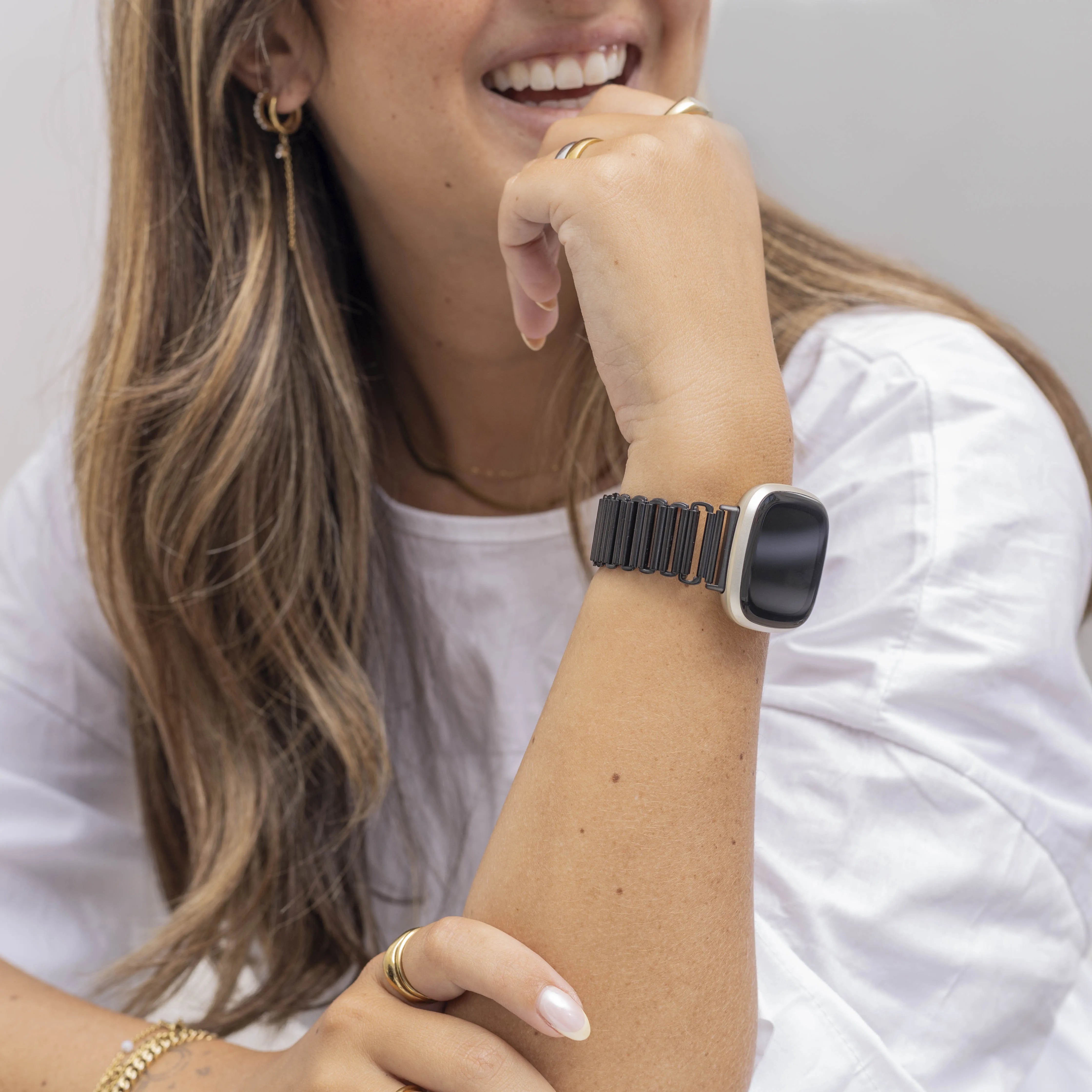 Fitbit Versa 4 Loop Stahlarmband (Schwarz)