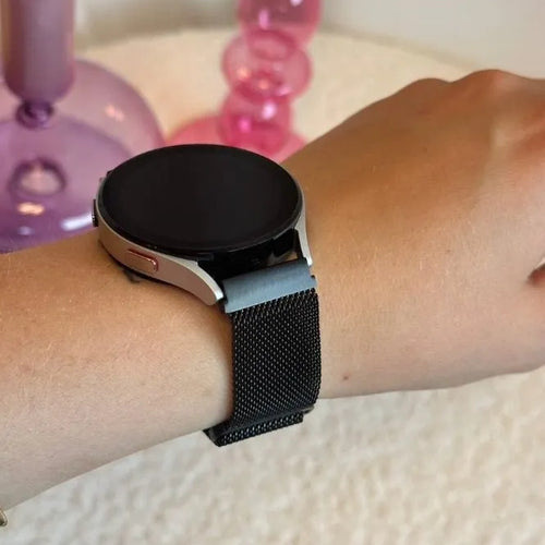 xoxo Wildhearts Polar Grit X Pro Milanese Strap (Black)