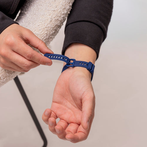 Huawei Band 8 Classic Silikonarmband (Dunkelblau)