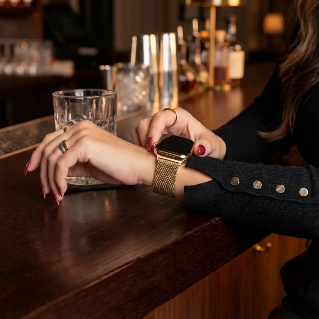 Apple Watch Milanese Strap with Buckle (Rose Gold)