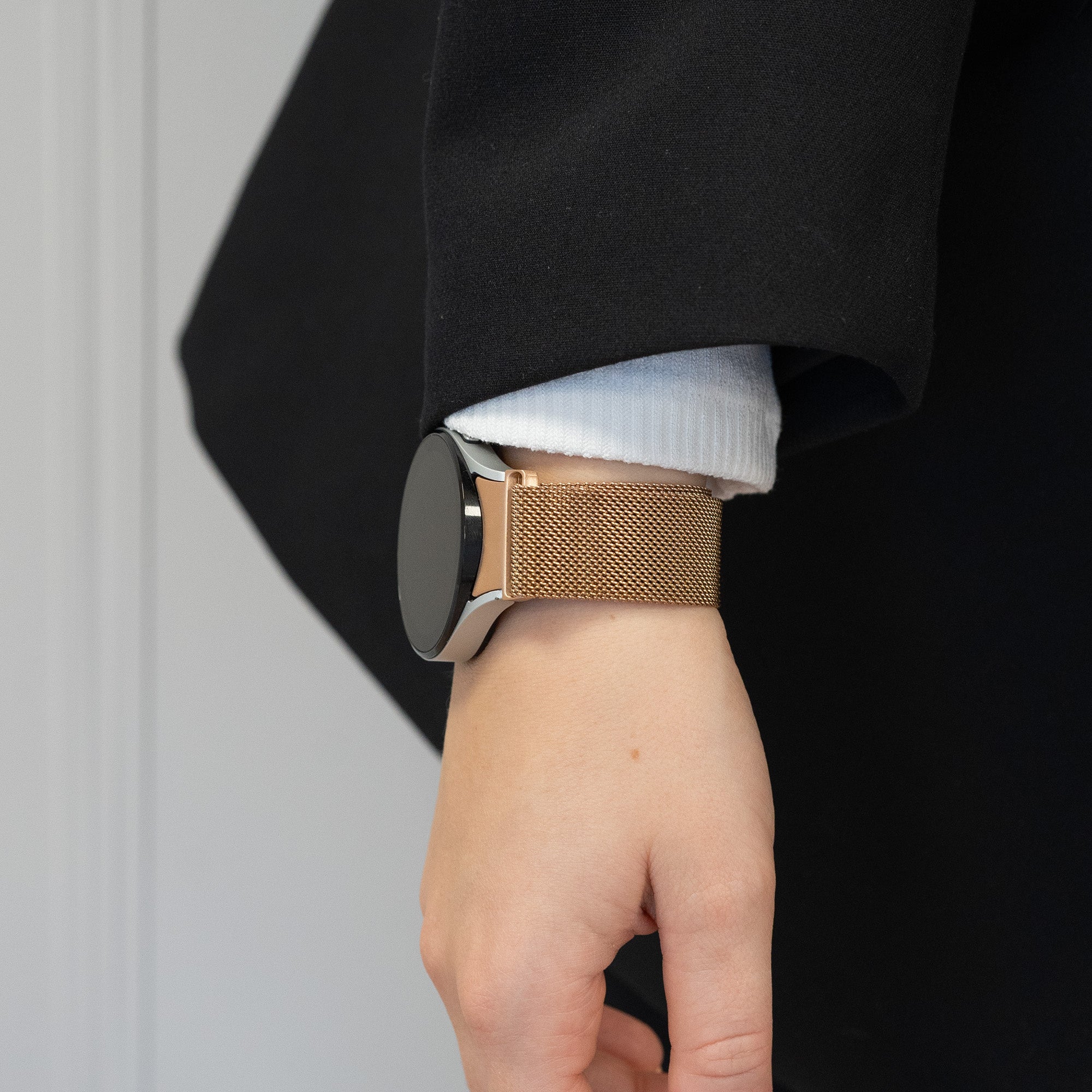 Bandz Samsung Galaxy Watch 4 40mm Milanese Loop Strap (Champagne)