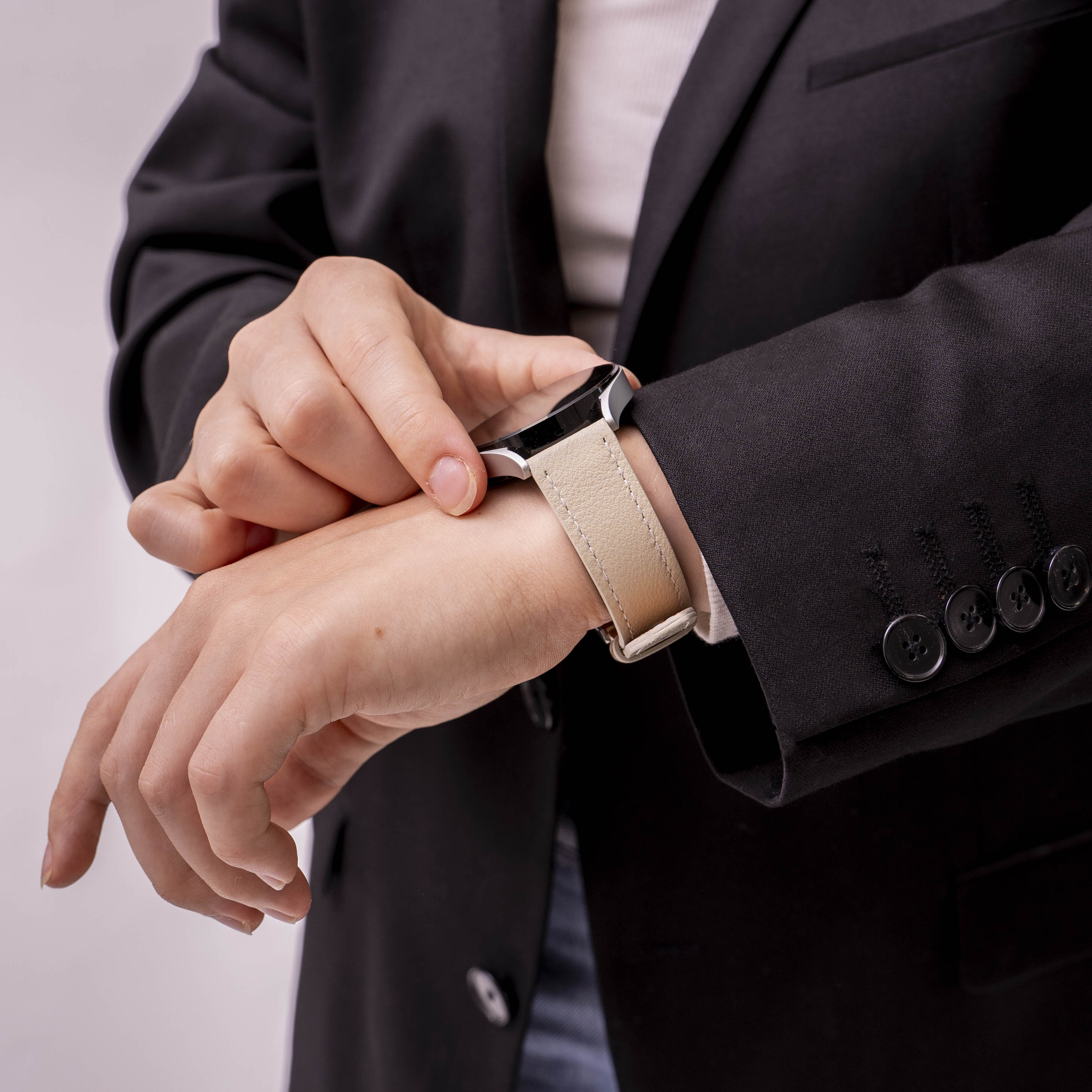 Samsung Galaxy Watch FE 'One Push' Leather Strap (Beige)