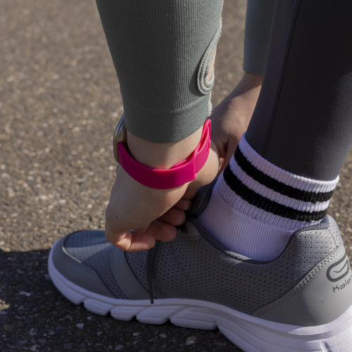 Correa silicona clásica Fitbit Sense (rosa brillante)
