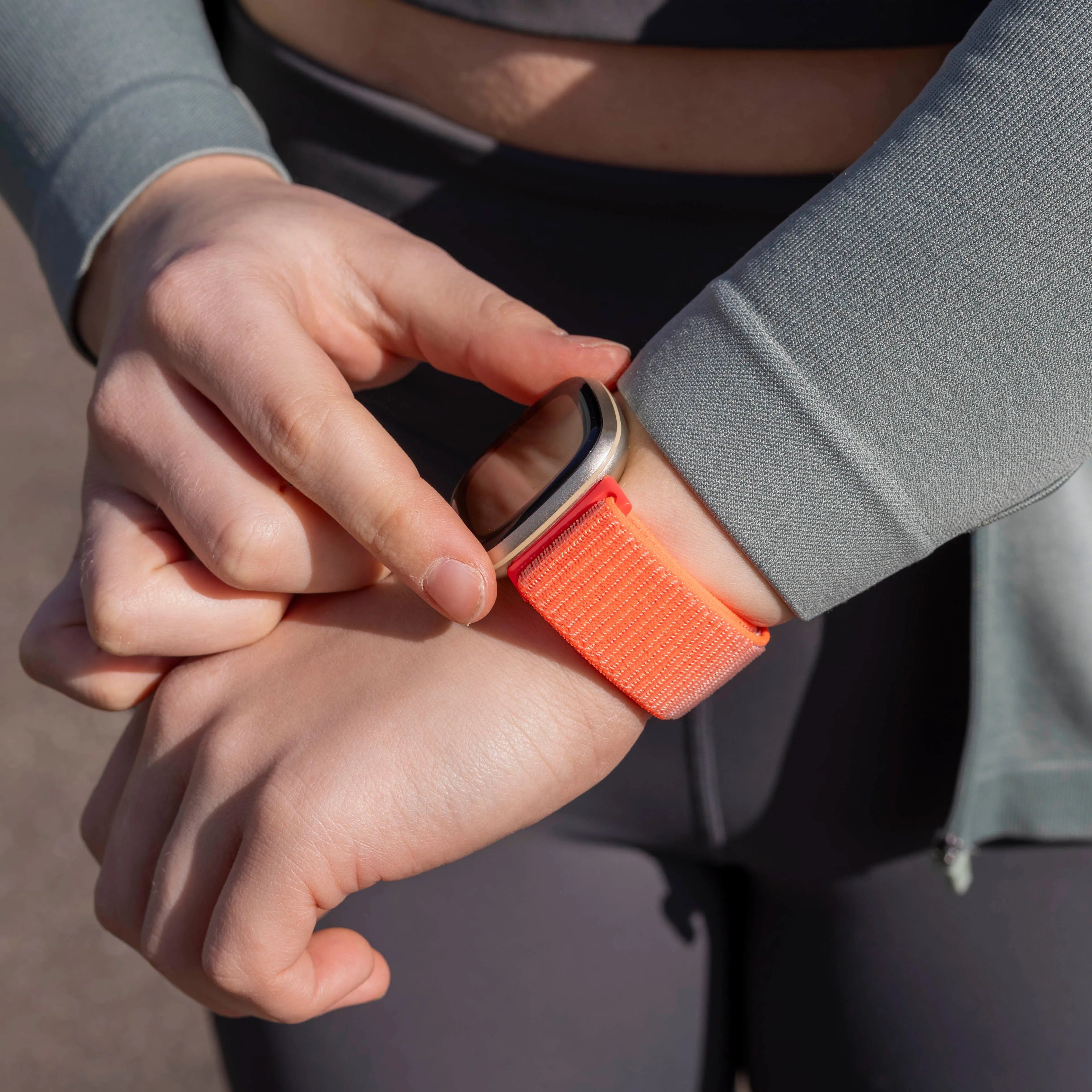 Fitbit Versa 3 Nylonarmband (Orange)