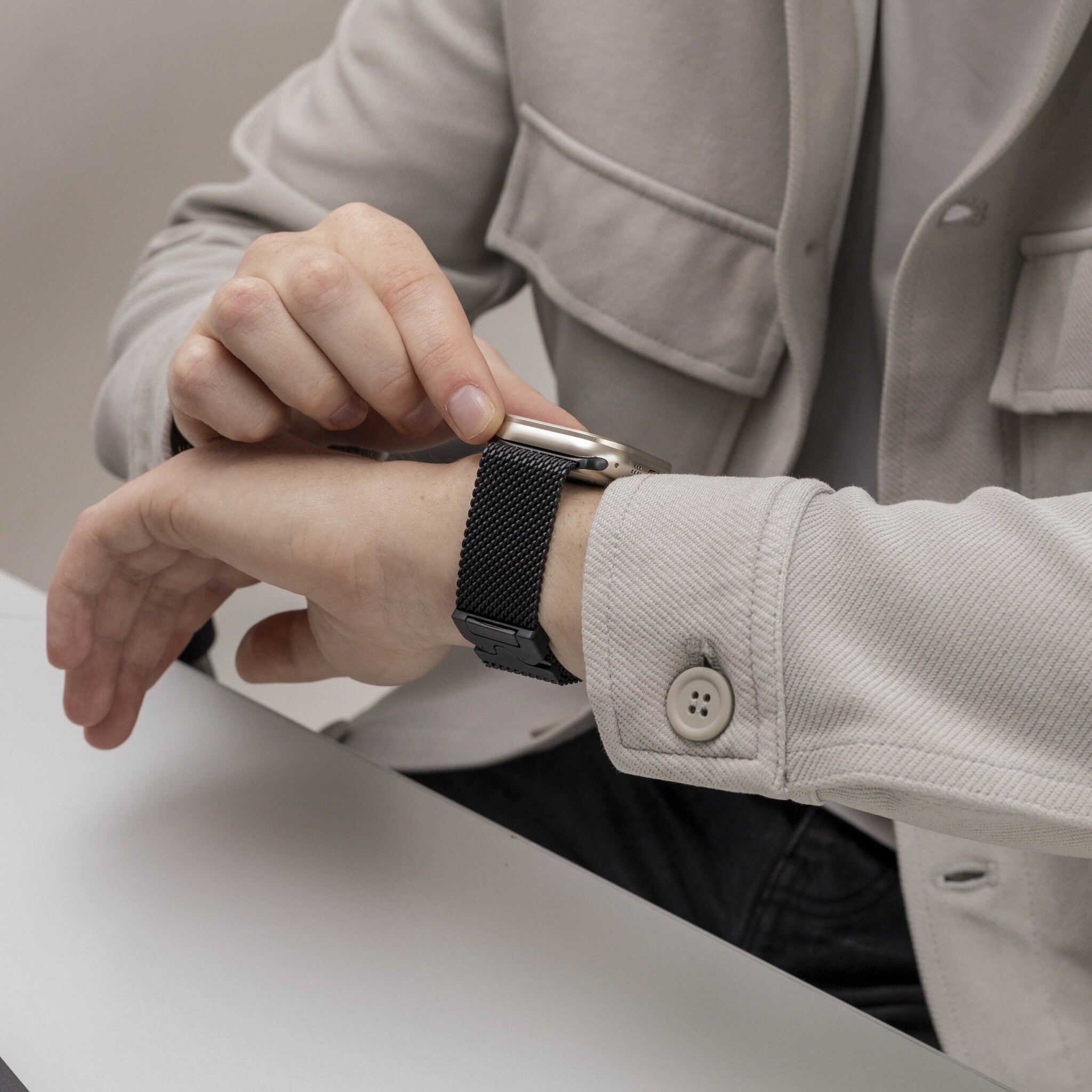 Bracelet titane/milanais Apple Watch Ultra (noir)