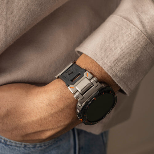 Bracelet TPU 'Explorer' Samsung Galaxy Watch Ultra (noir avec titane)