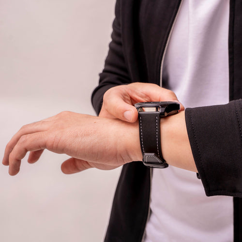Samsung Galaxy Watch 46mm 'One Push' Leather Strap (Black)