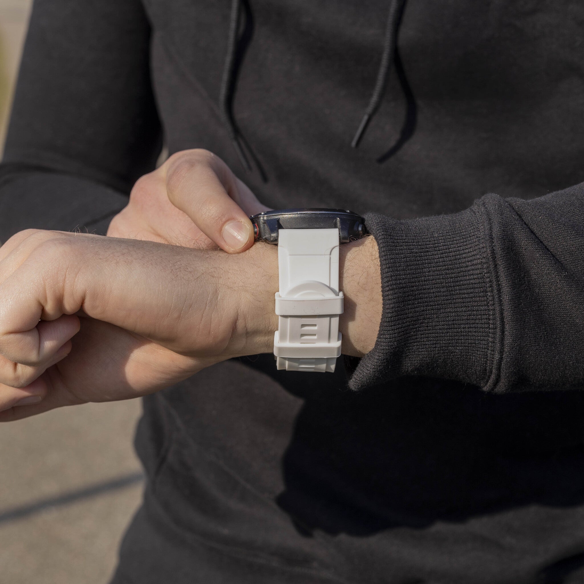 Bracelet silicone brillante Garmin Fenix 7x (blanc)
