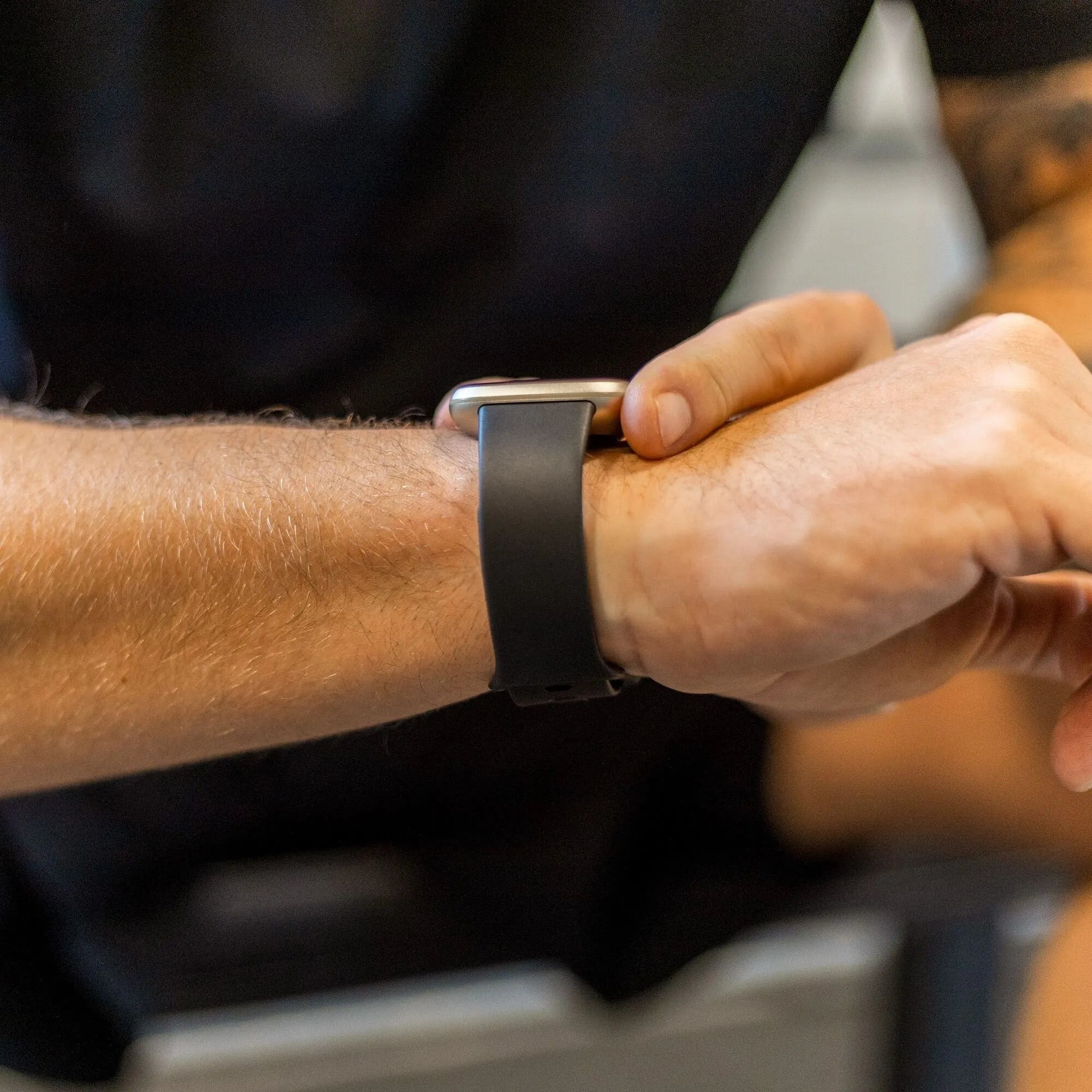 Fitbit Sense Silikonarmband Classic (Schwarz)