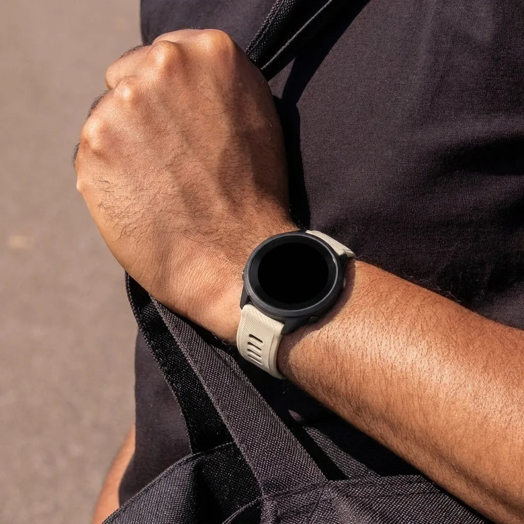 Garmin  Forerunner 245 sport gesp bandje (beige/zwart)