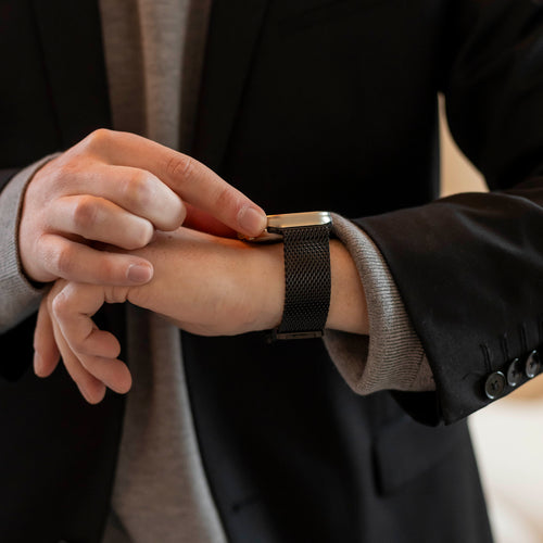 Bandz Apple Watch Ultra Milanese Loop Strap P-Buckle (Black)