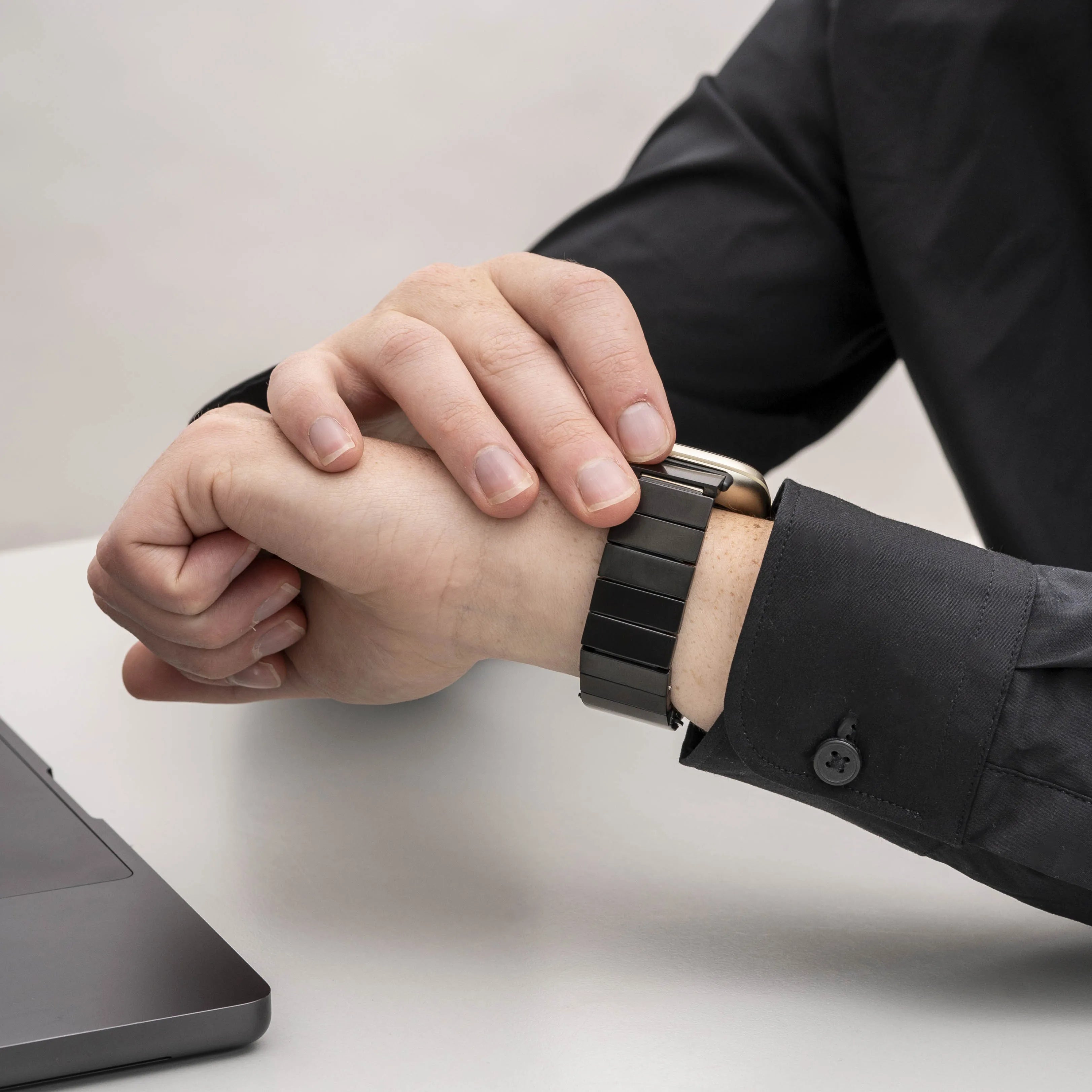 Fitbit Versa 3 Metal Strap (Black)