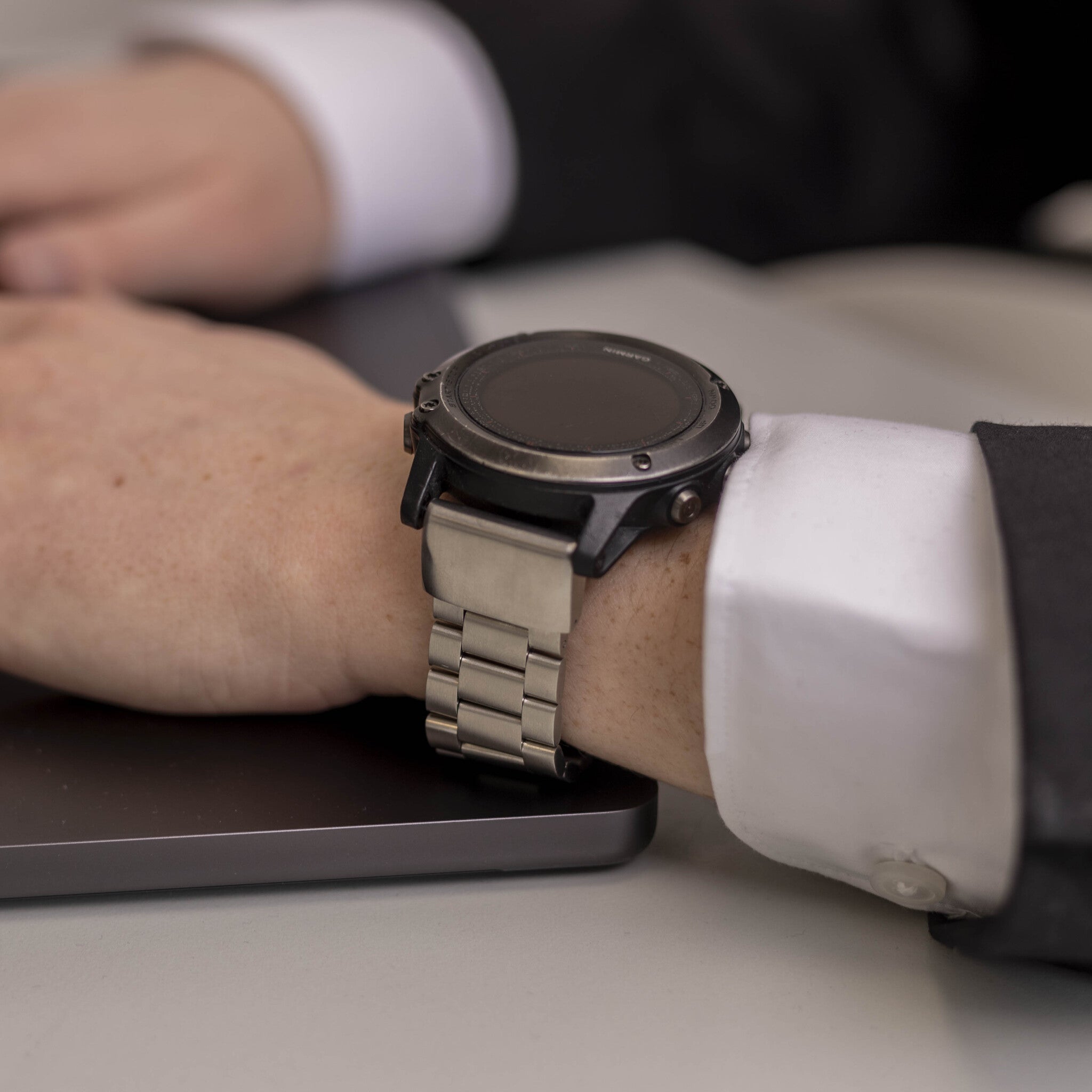 Garmin Forerunner 955 Stahlarmband (Silber)