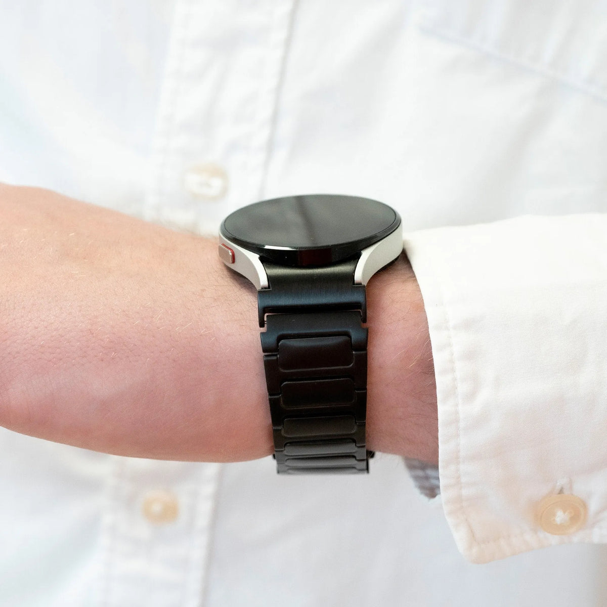 Titanium Strap 'One Push', black, lifestyle photo
