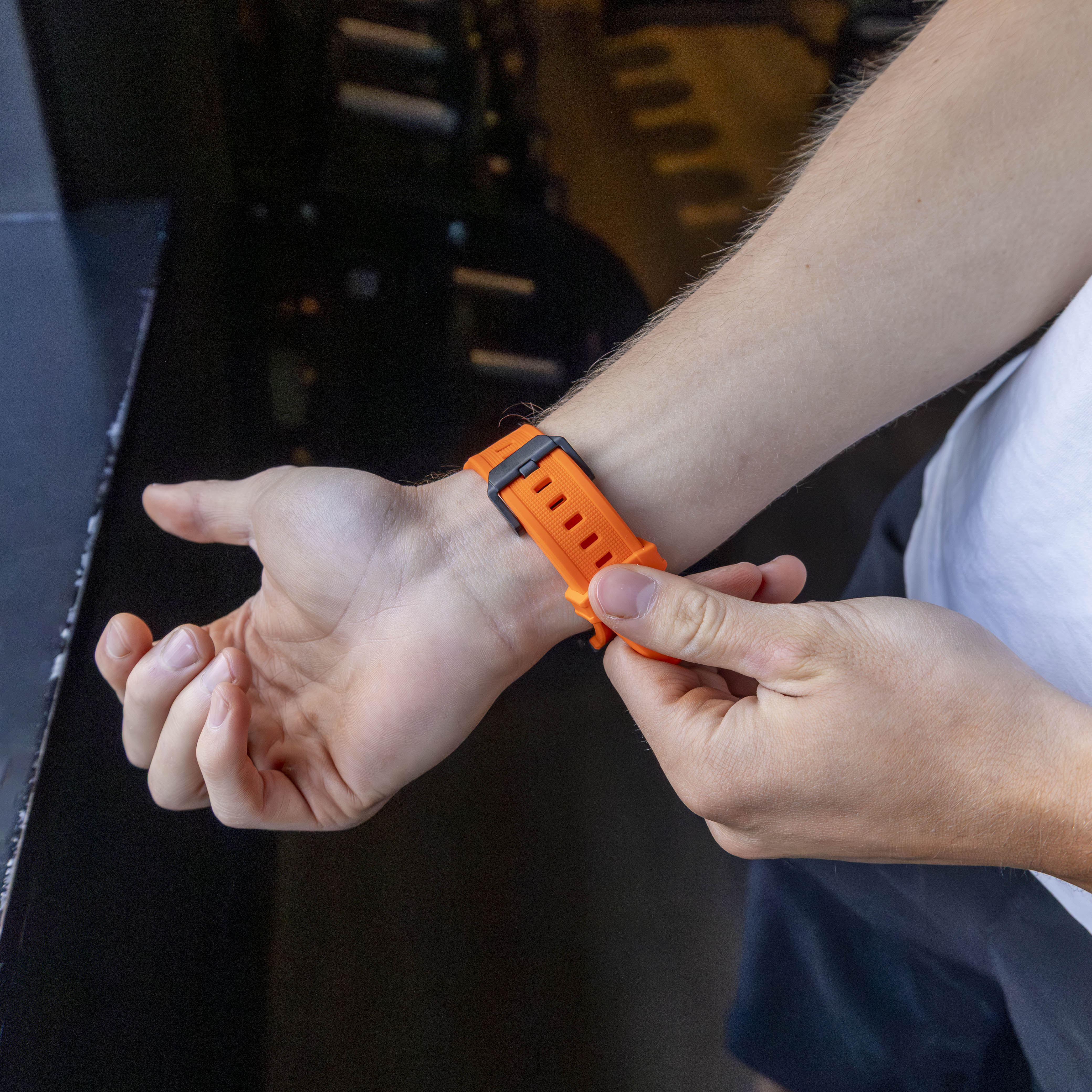 Correa de TPU 'Explorer' Samsung Galaxy Watch Ultra (naranja con negro) 