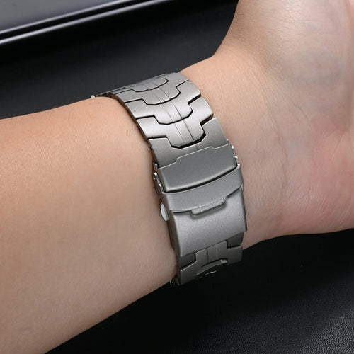 Google Pixel Watch 4 - 45mm 'Iron' Titanium Strap (Silver)