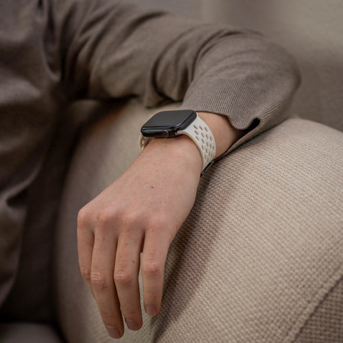 Apple Watch Silicone Air Strap with P-Buckle (White)