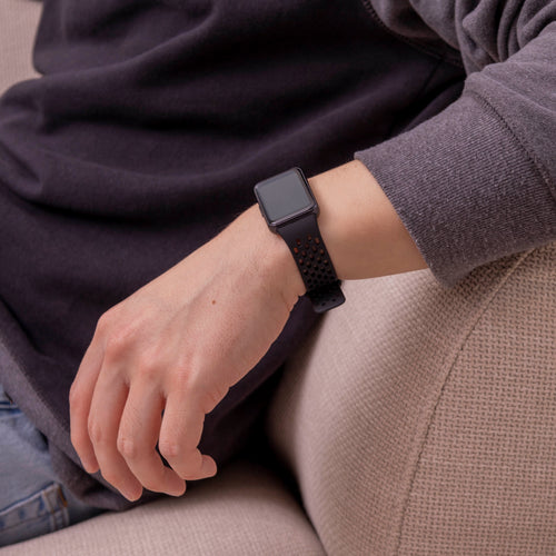 Samsung Galaxy Fit 3 Silikonarmband mit Löchern (Schwarz)