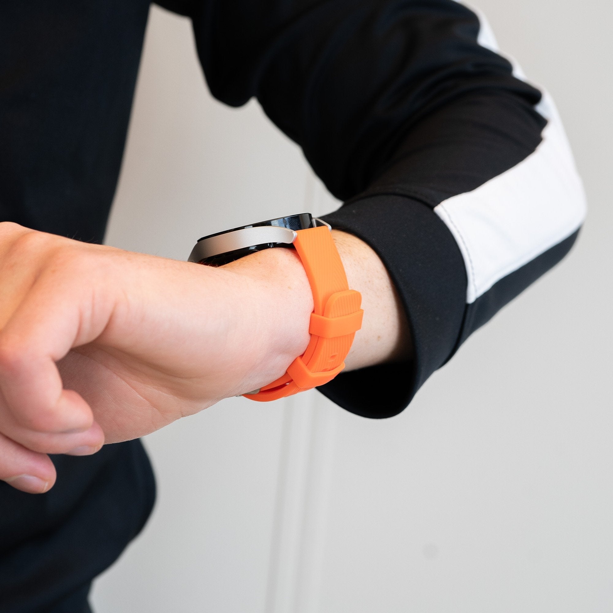 Bandz Huawei Watch GT 7 Pro Silicone Strap 'Deluxe' (Orange)
