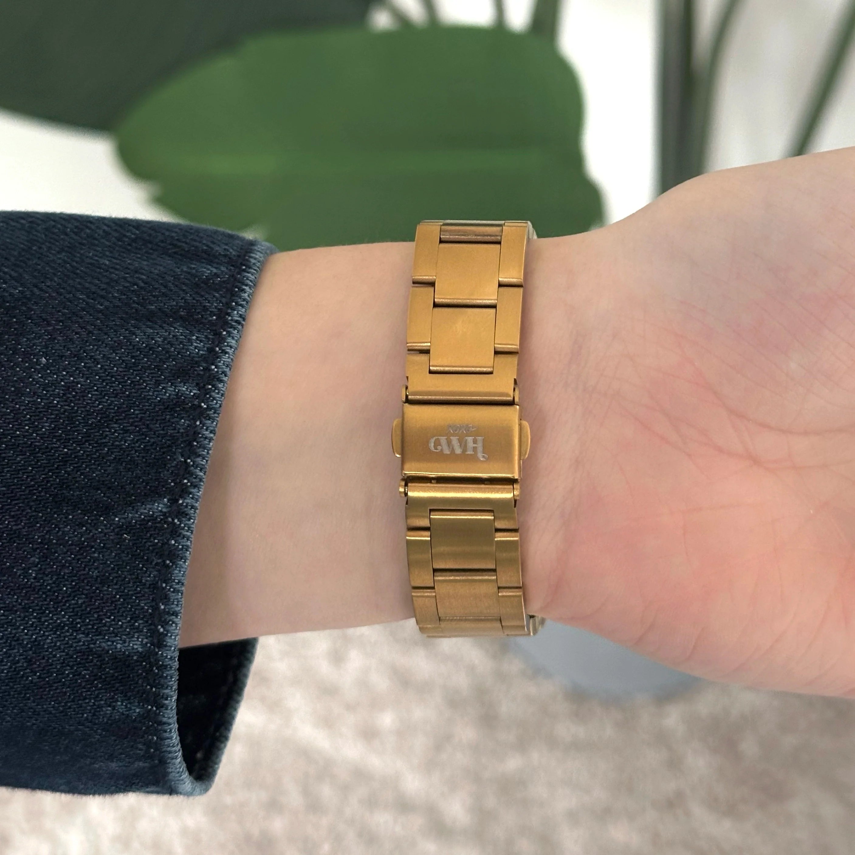 xoxo Wildhearts Bracelet acier fin Apple Watch (or)