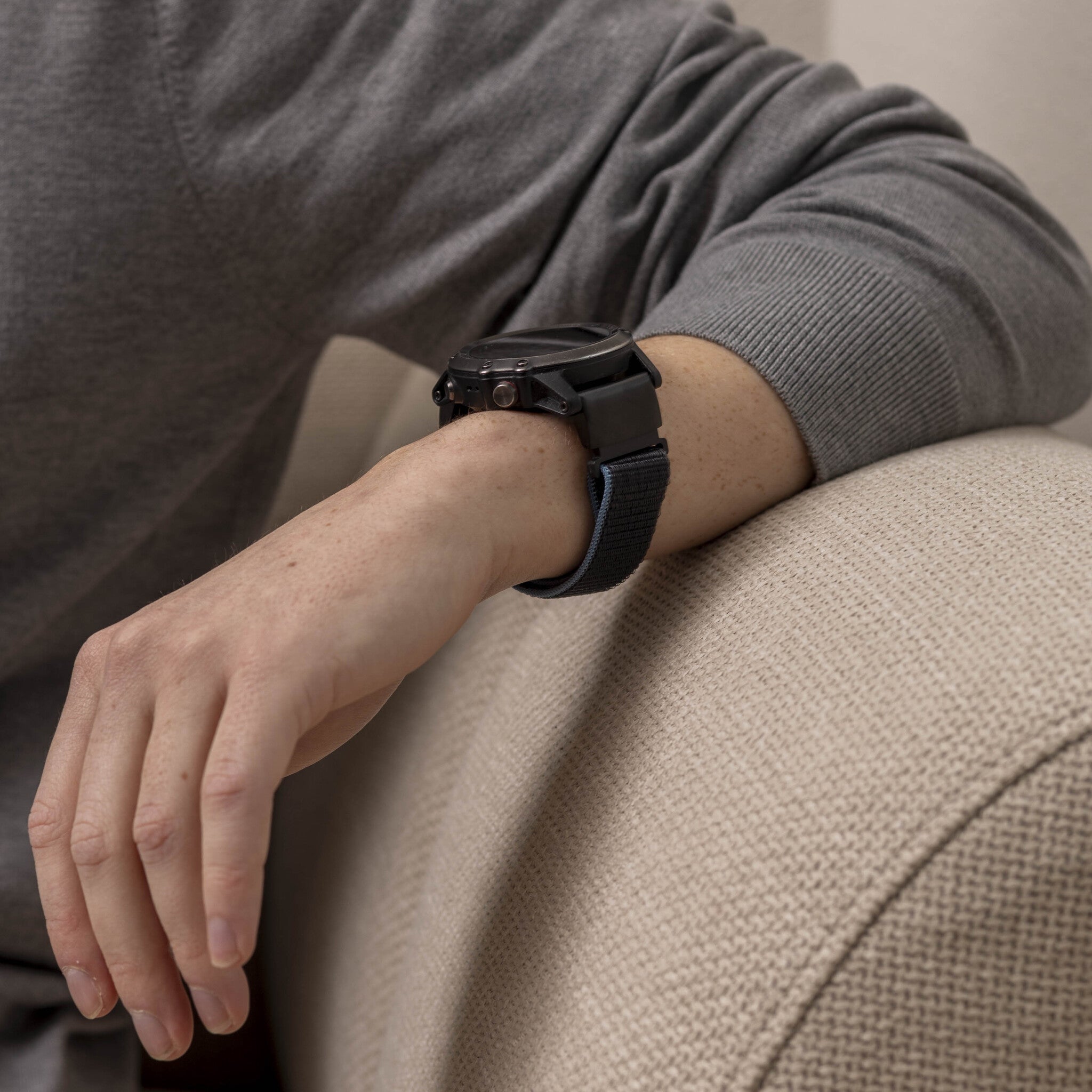 Bracelet nylon Garmin Quatix 8 Pro - 47mm (gris anthracite)