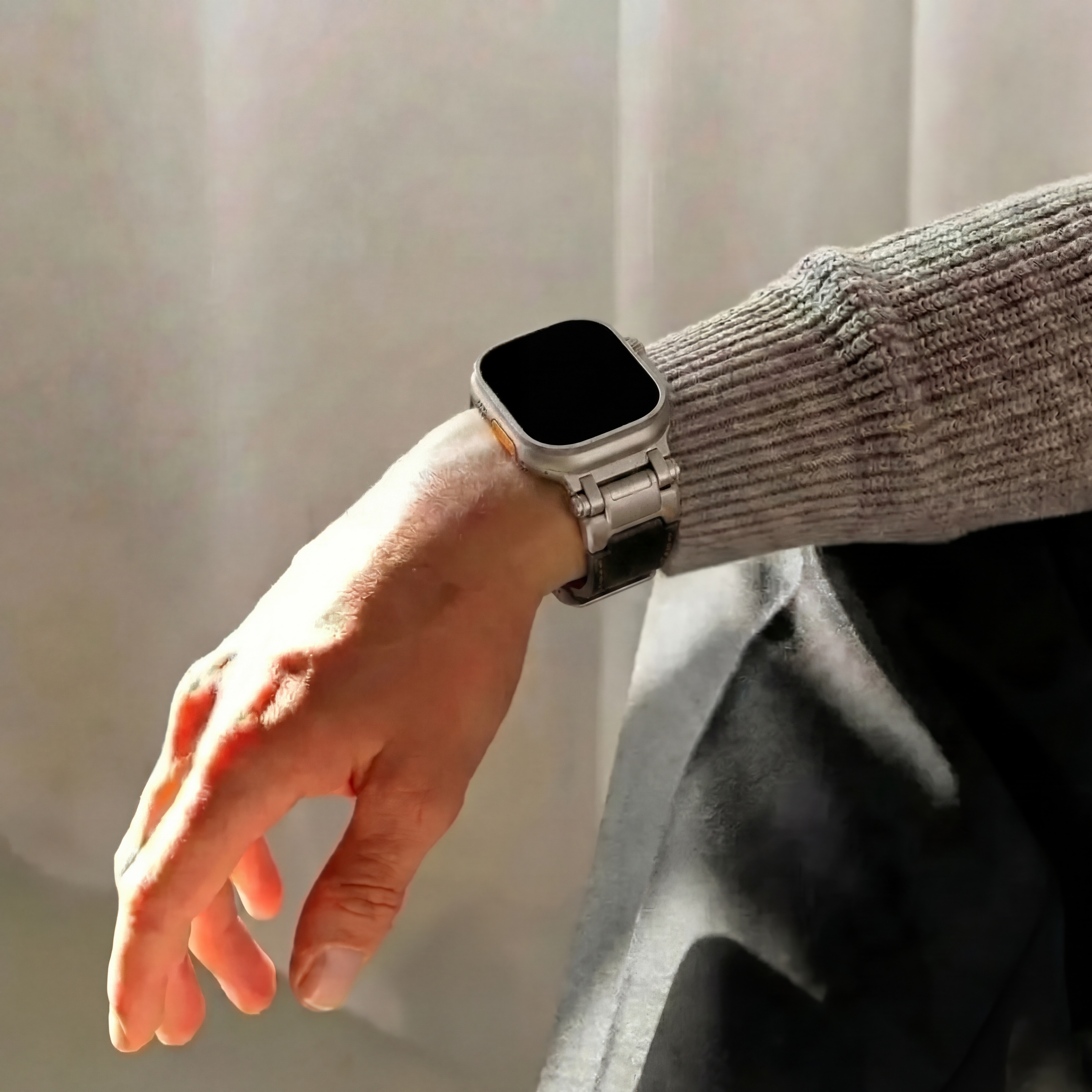 Bandz Apple Watch Ultra Leather Strap 'Explorer' (Black)