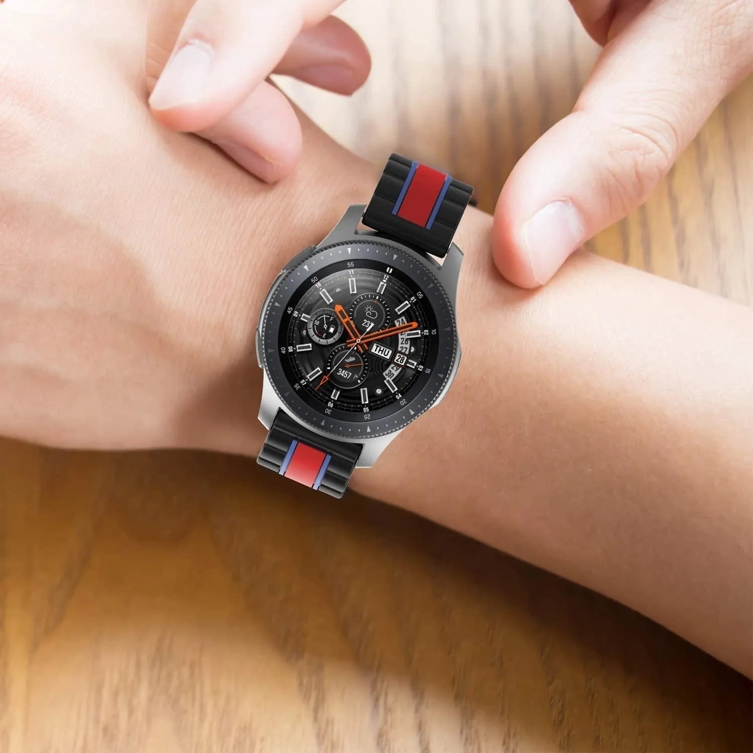 polar-vantage-m-silicone-band-met-streep-zwar