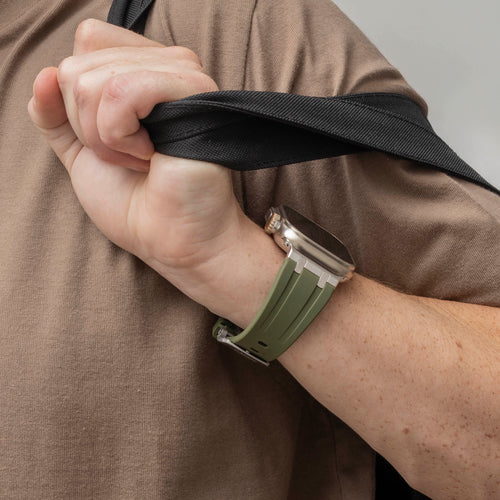 Bandz Bracelet silicone 'Luxe Liquid' Apple Watch Ultra (vert avec titane)