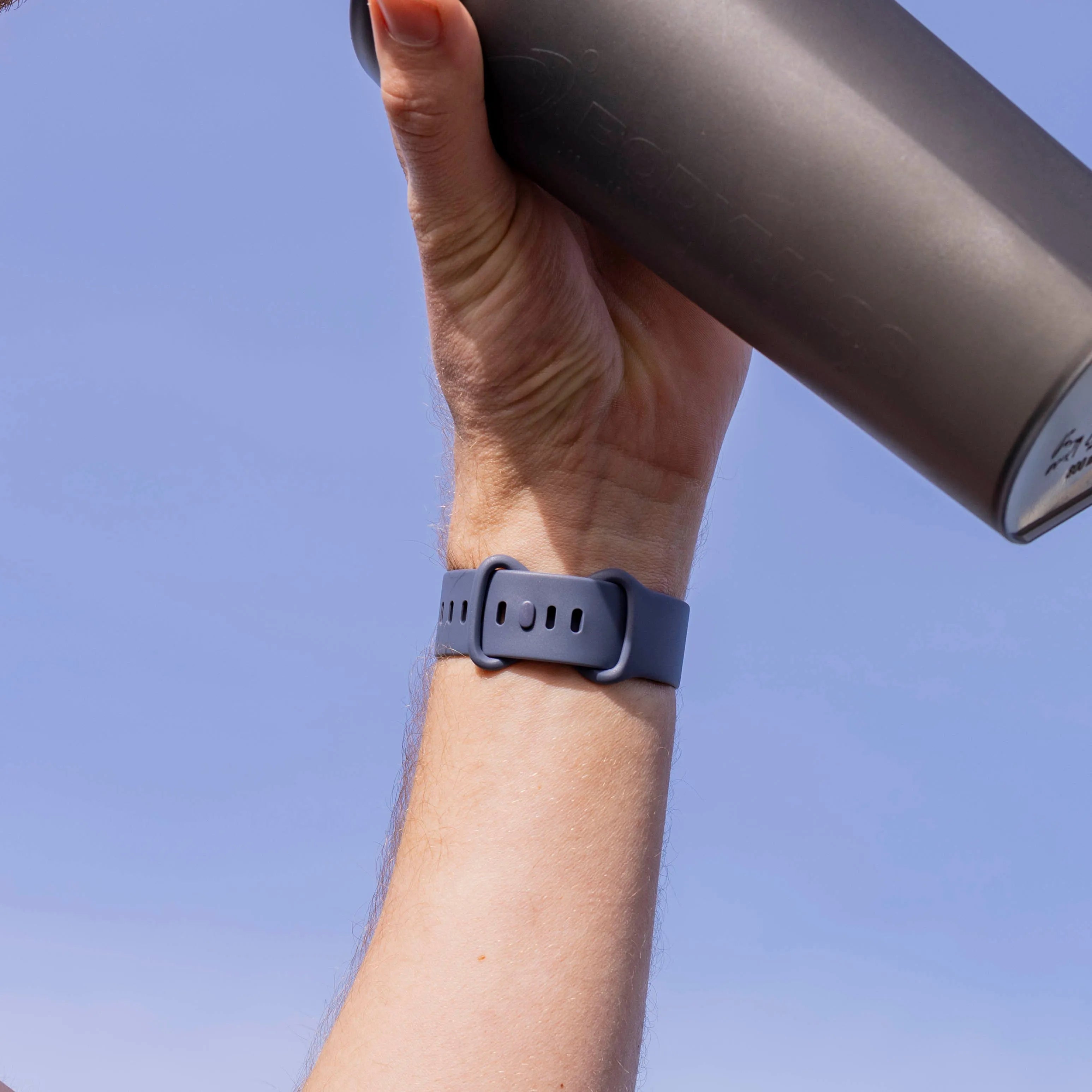 Fitbit Versa 3 Silikonarmband Classic (Grau-Blau)