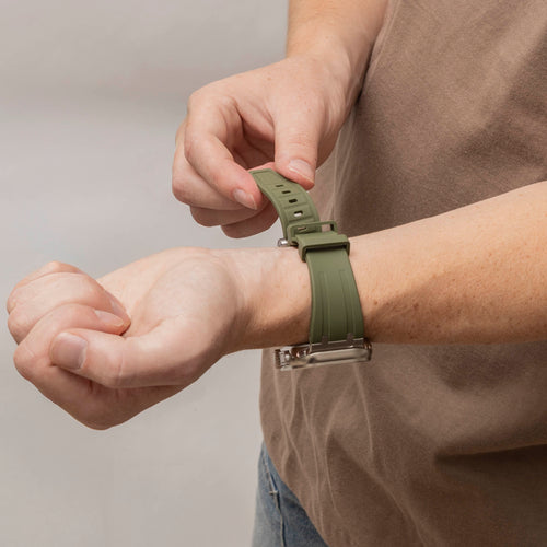 Bandz Bracelet silicone 'Luxe Liquid' Apple Watch Ultra (vert avec argent)