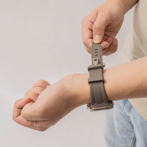 Bandz Correa silicona 'Luxe Liquid' Apple Watch Ultra (marrón con plata)