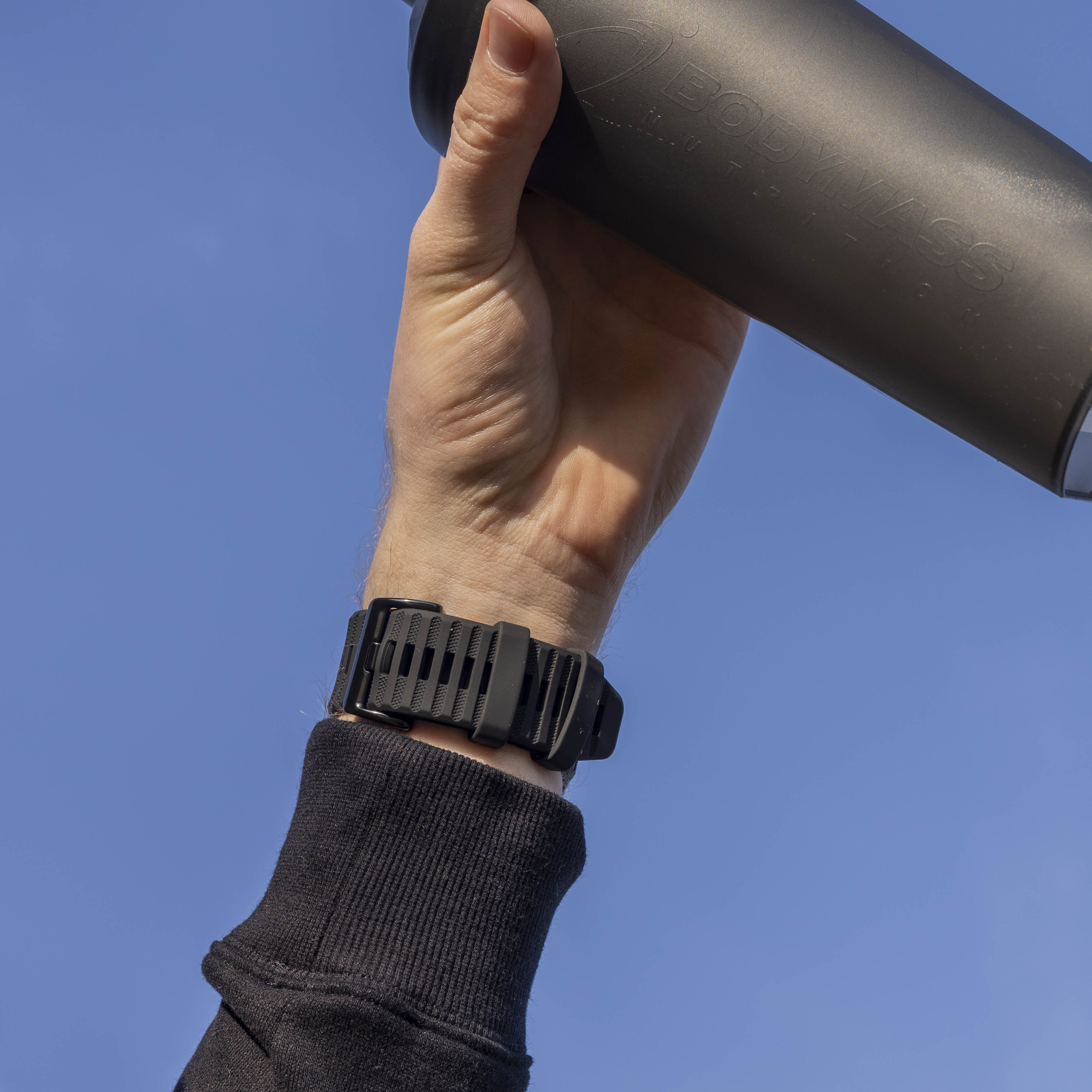 Bandz Garmin Fenix 7x Silikonarmband mit Schnallenverschluss (Schwarz)