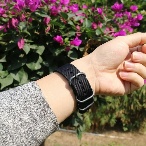 Fossil Gen 4 Explorist (HR) Nylonarmband mit Schnallenverschluss (Schwarz)
