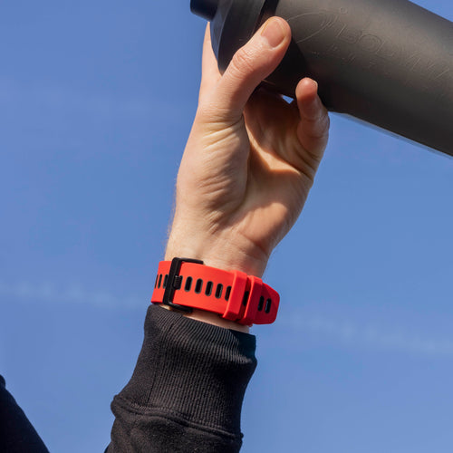 Correa deportiva con hebilla Garmin Fenix 9 - 51mm (rojo/negro)