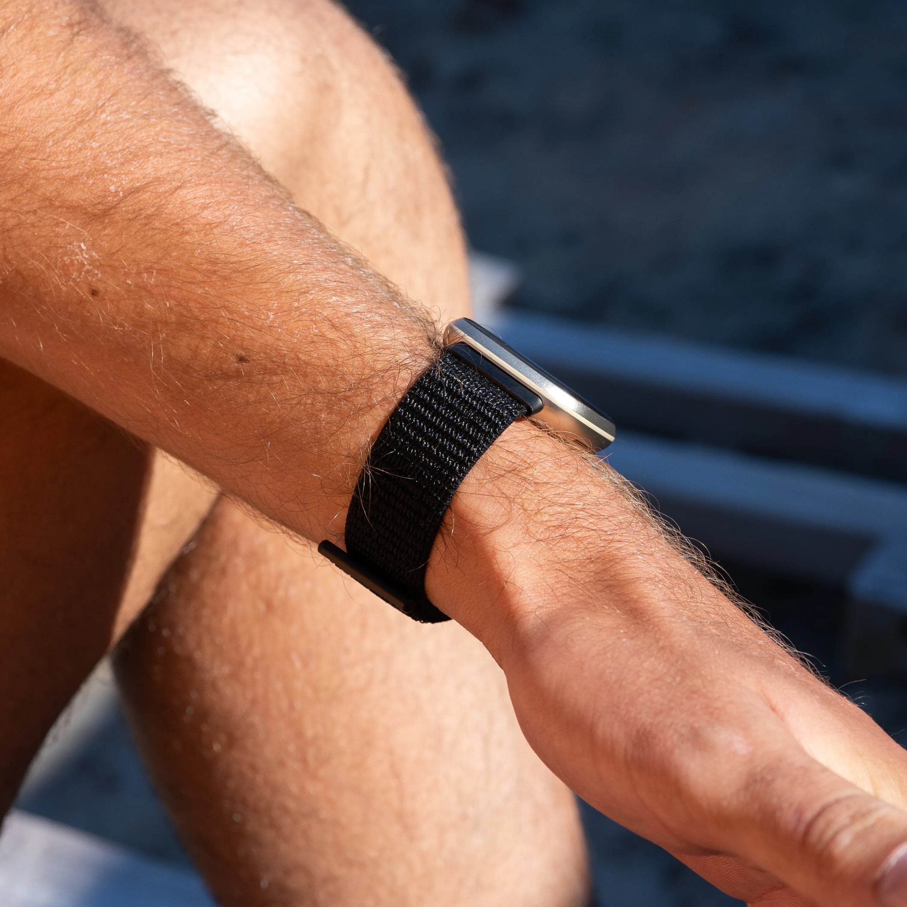 Bracelet nylon Fitbit Sense (noir)