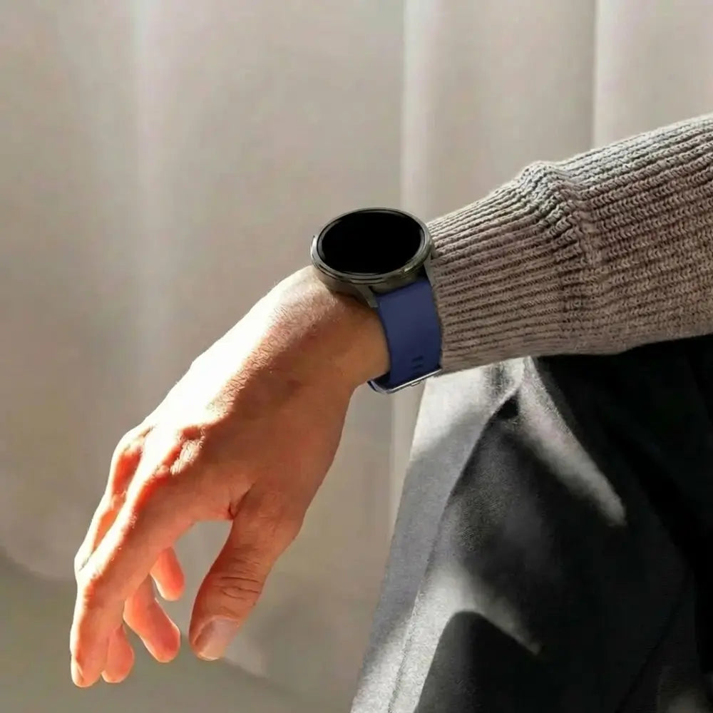 Bracelet silicone classique Garmin Forerunner 165 (bleu foncé)