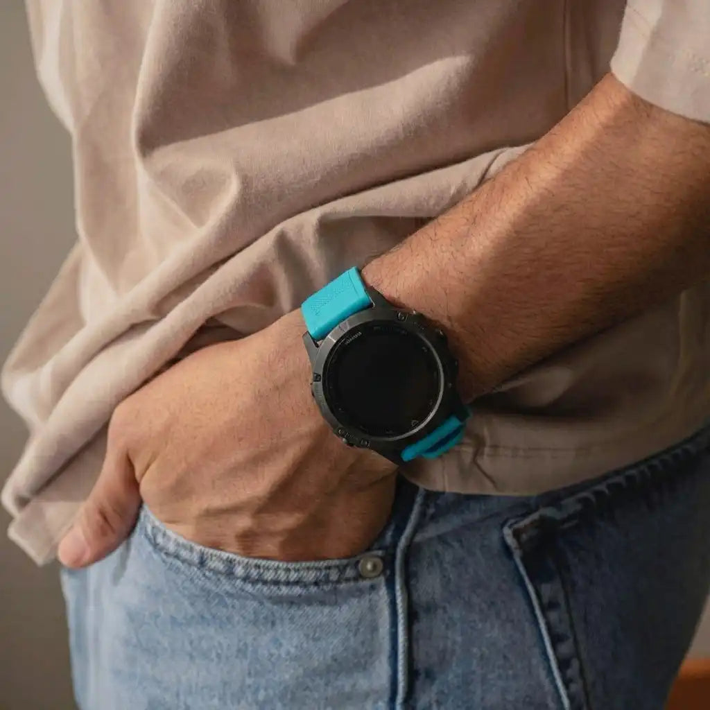 Garmin Tactix 8 - 47mm Silikonarmband (Hellblau)