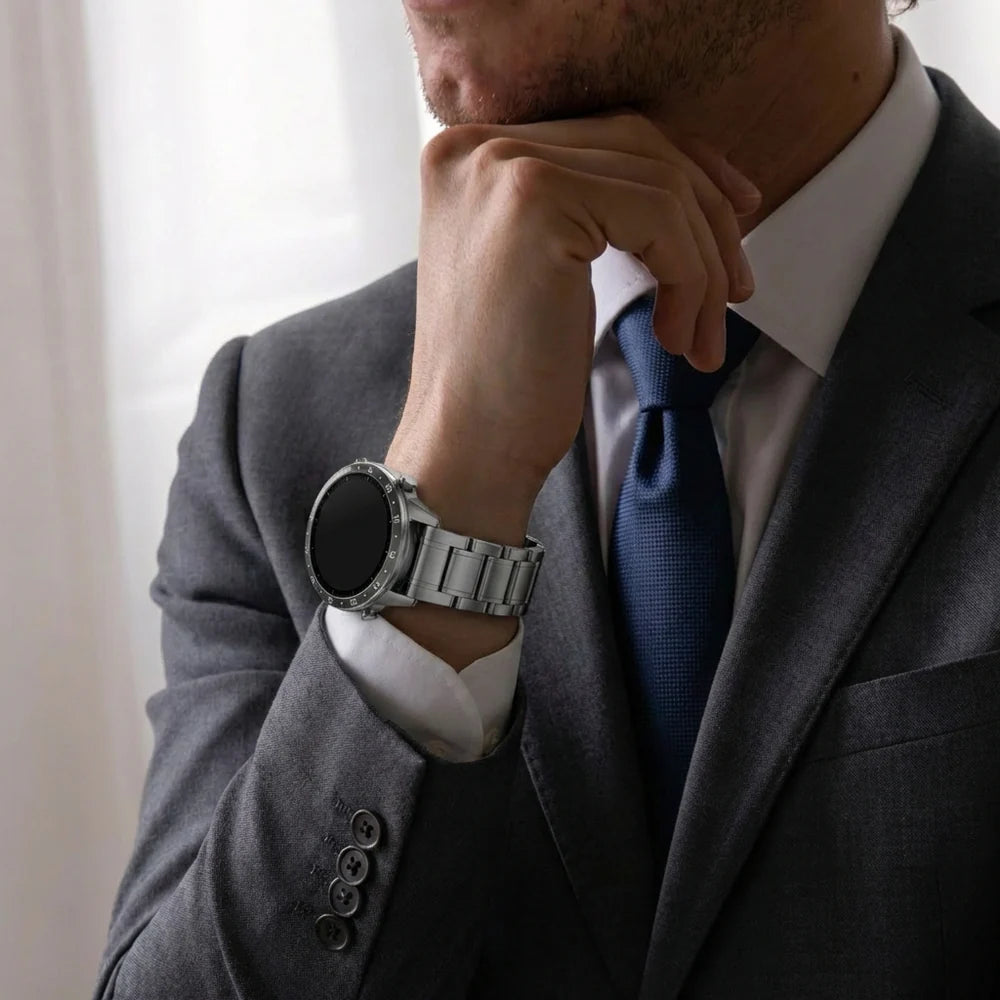 Garmin Fenix 8 Pro - 47mm Premium Titanium Strap (Graphite)