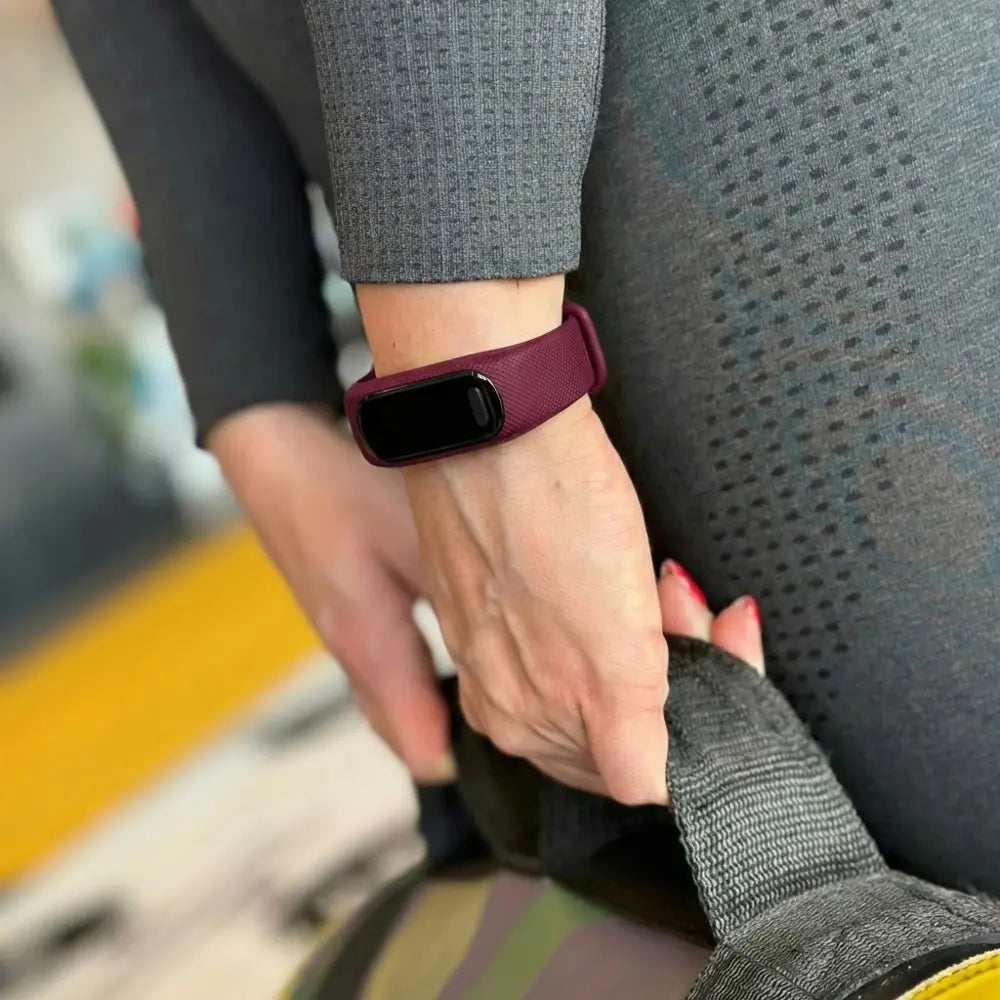 Garmin Vivosmart 5 Silicone Strap (Burgundy)